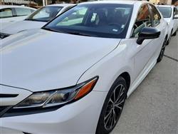 تۆیۆتا کامری